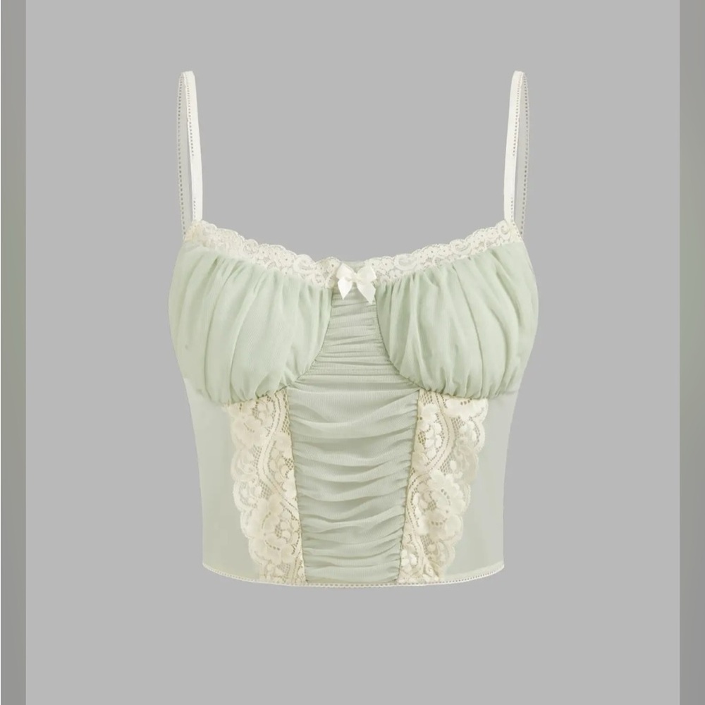 LACE SCOOP NECKLINE BOWKNOT RUCHED CROP CAMI TOP